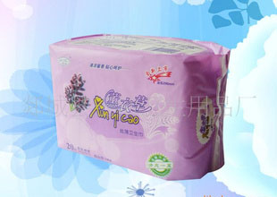 衛(wèi)生巾薰衣草瞬潔絲薄日用30+2片衛(wèi)生巾浪漫女孩系列衛(wèi)生巾