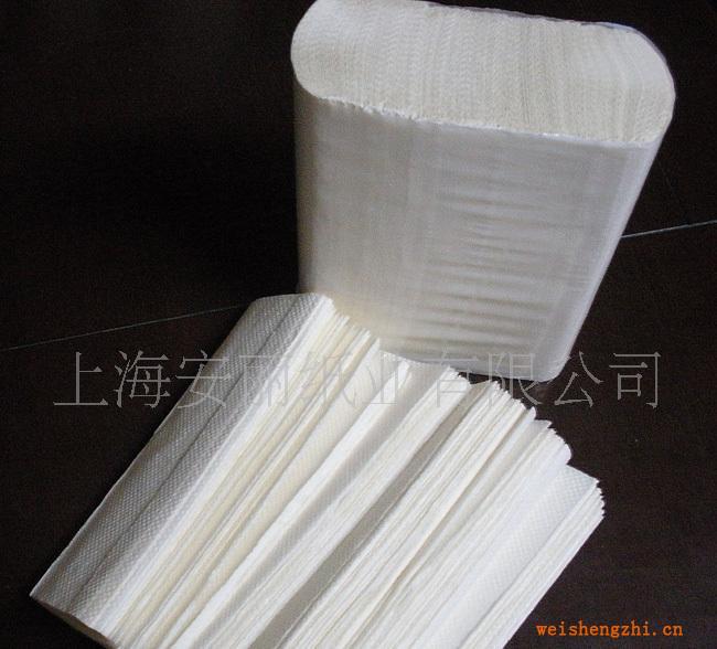 供應(yīng)簡(jiǎn)裝3折抽取式擦手紙160抽廠家直銷可根據(jù)客戶要求生產(chǎn)