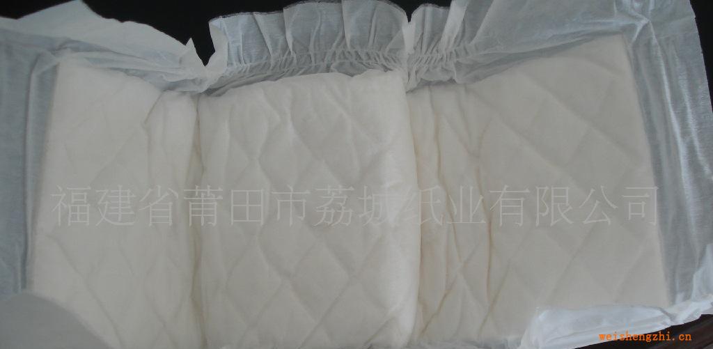 嬰兒紙尿片、尿片