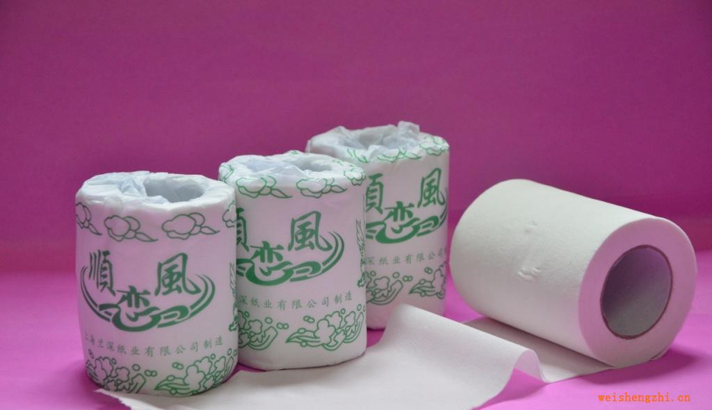 廠家直銷順風(fēng)戀順風(fēng)生活用紙，家庭卷紙，帶包裝，可按需求定做。