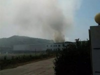 浙江省嵊州市白云紙業(yè)廠區(qū)發(fā)生火災