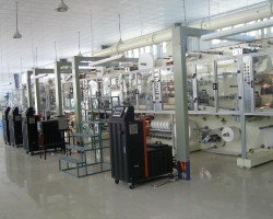 嬰兒尿褲生產(chǎn)設(shè)備的特點(diǎn)