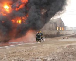 突發(fā)！新疆一造紙廠發(fā)生火災(zāi)