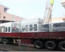 廣東貝禧第二臺(tái)全新大環(huán)腰紙尿褲生產(chǎn)設(shè)備到廠