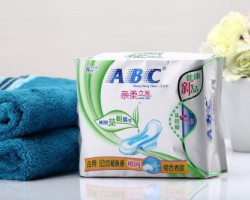 衛(wèi)生巾使用注意什么呢？